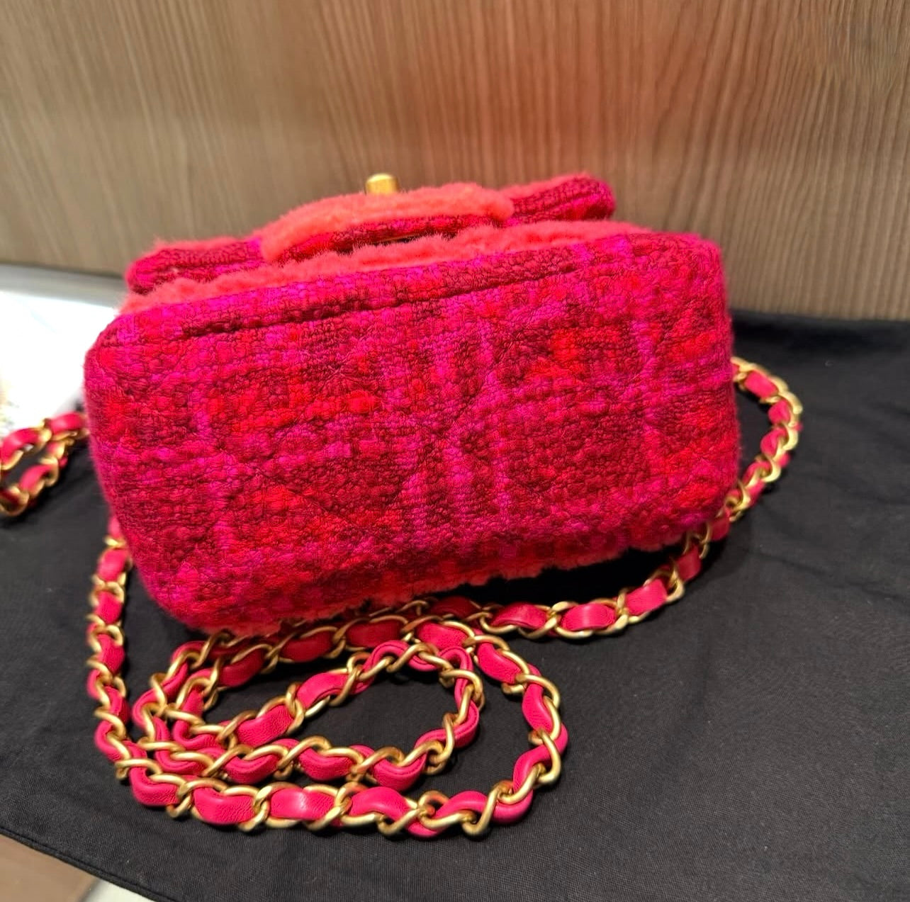 Pre-owned Chanel Shearling & Tweed Classic Square Mini Flap Bag in Fuchsia/Hot Pink (2020)