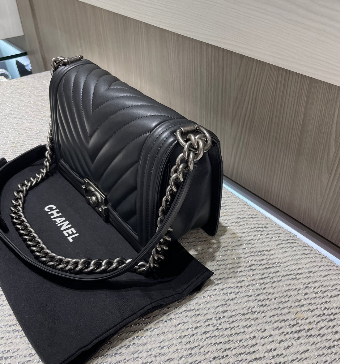 Pre-owned Chanel Old Medium Boy Bag Black Chevron Lambskin with Ruthenium Hardware