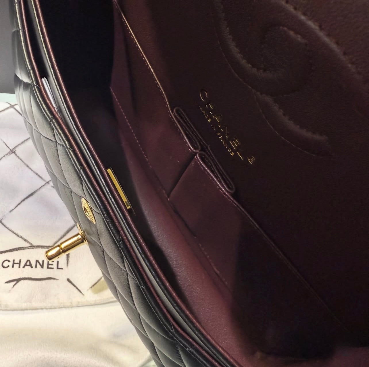 Pre-owned Chanel Black Medium Classic Double Flap Bag w/ GHW