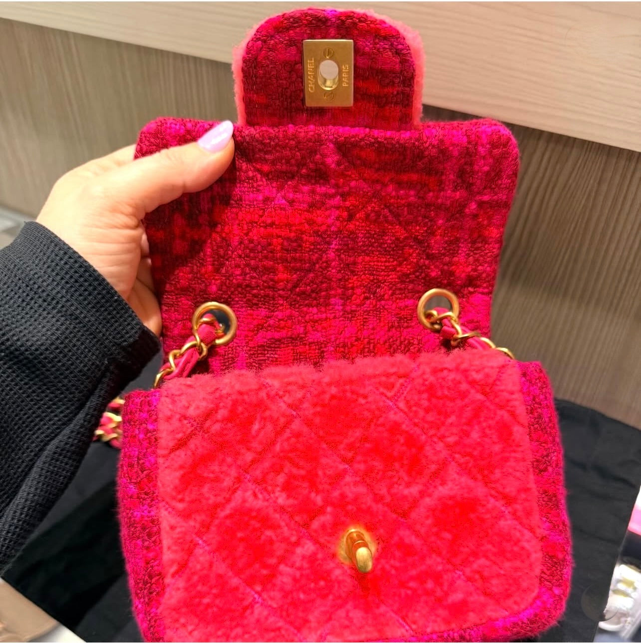 Pre-owned Chanel Shearling & Tweed Classic Square Mini Flap Bag in Fuchsia/Hot Pink (2020)