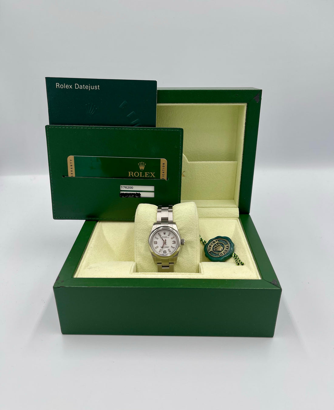 Pre-owned Rolex Oyster Perpetual 26mm Ref. 176200 – White Arabic Dial w/card dated 1-17-2012