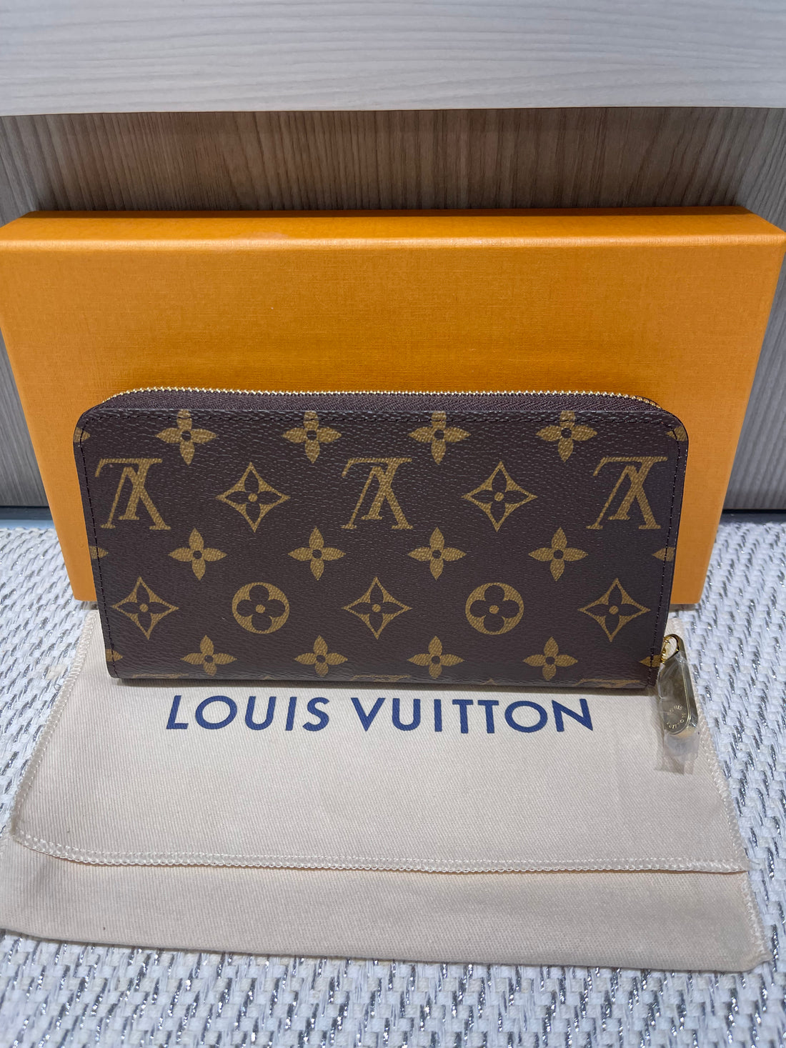 Unworn Louis Vuitton Zippy Wallet in iconic Monogram canvas