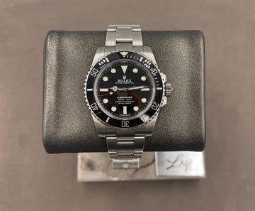 Pre-owned Rolex Men's Submariner No Date 40mm ref.114060 Black Dial Ceramic Bezel on Oyster w/Box & Card