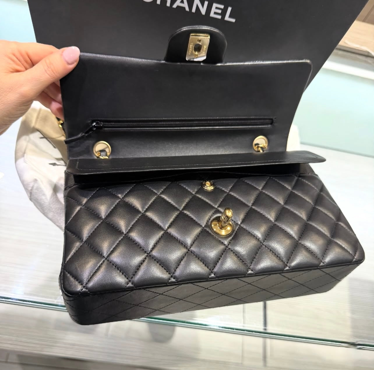 Pre-owned Chanel Black Medium Classic Double Flap Bag w/ GHW