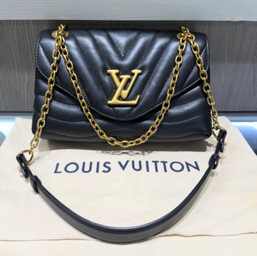 Pre-owned Louis Vuitton Black Lambskin Leather New Wave Chain Bag