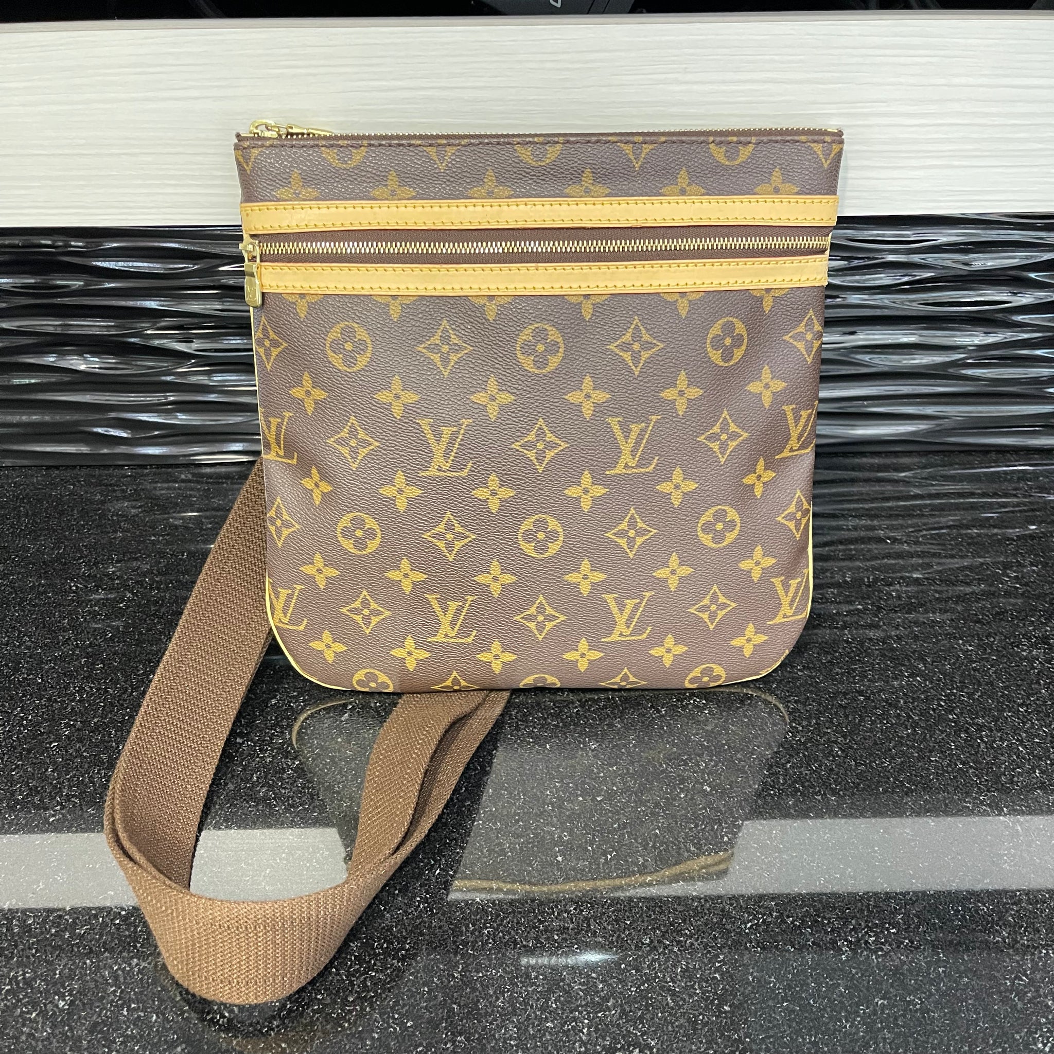 Pre-owned Louis Vuitton Monogram Pochette Bosphore Crossbody Bag