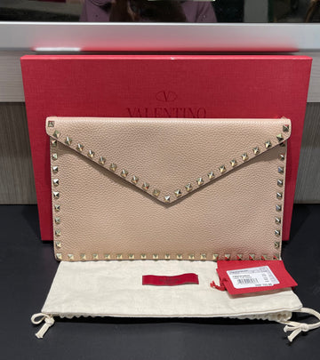 Pre-owned Valentino Rockstud Large Envelope Clutch