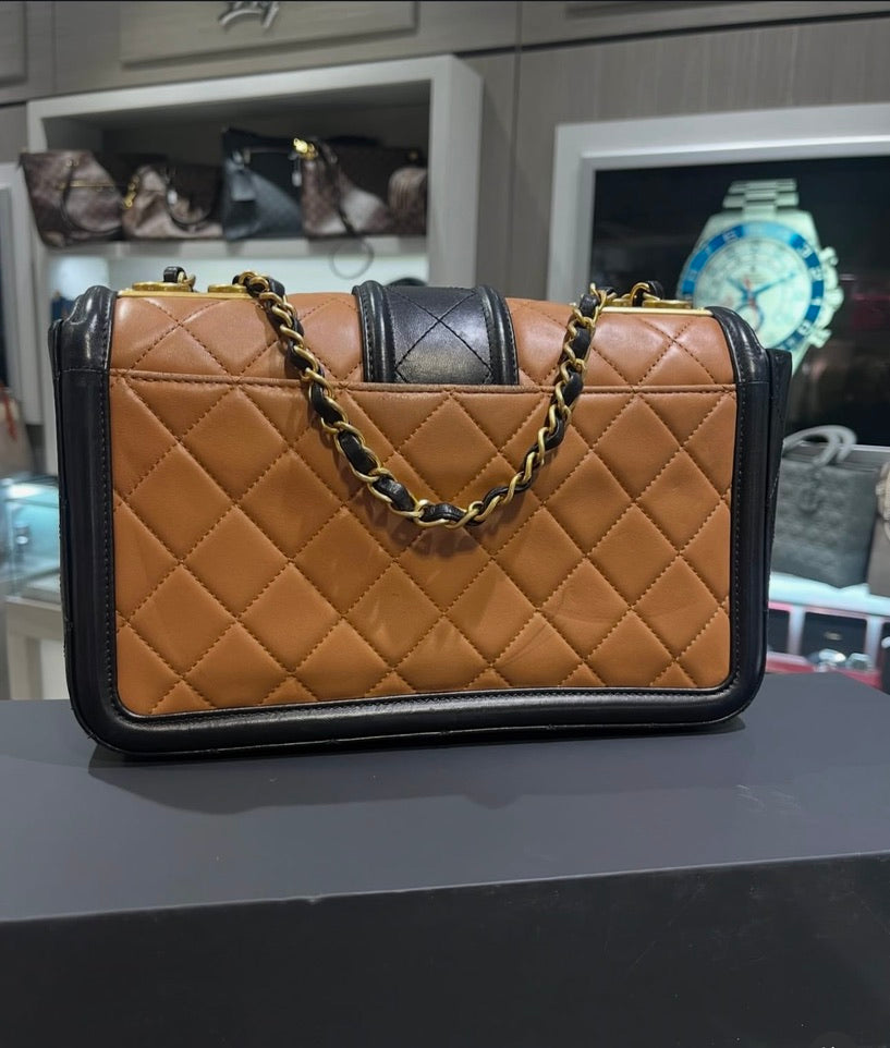 Pre-owned Chanel Elegant  two tone tan black single flap medium (2016 Collection)