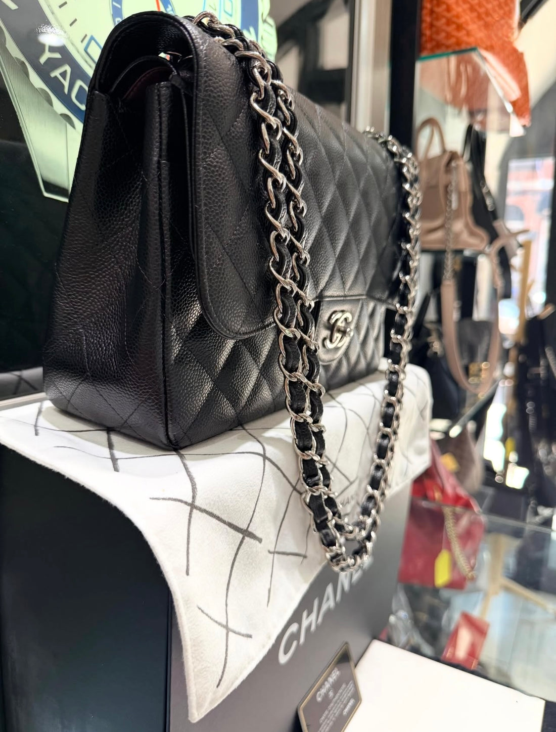 Pre-owned Chanel Classic Jumbo Double Flap in black caviar leather with silver hardware (2017–2018)