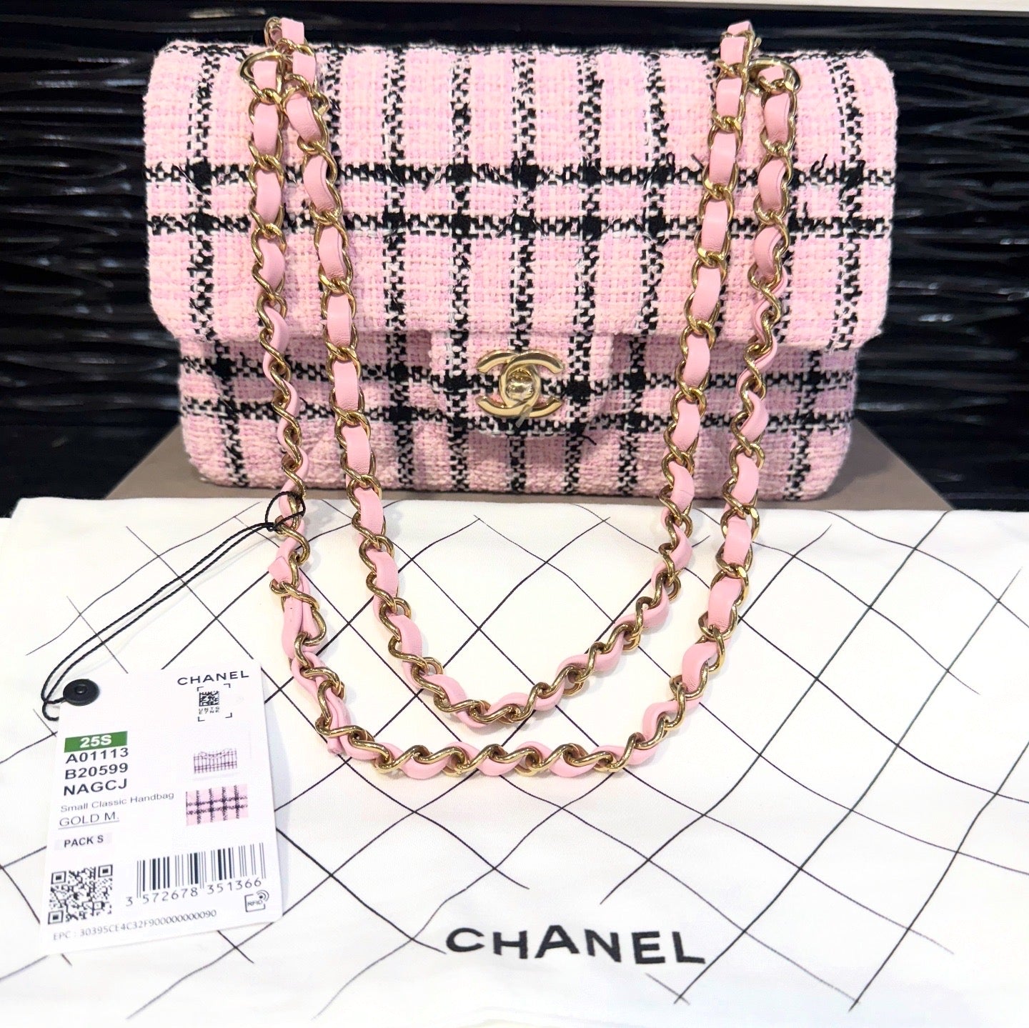 Unworn Chanel Small Classic Flap Bag – Pink & Black Tweed with Gold-Tone Hardware