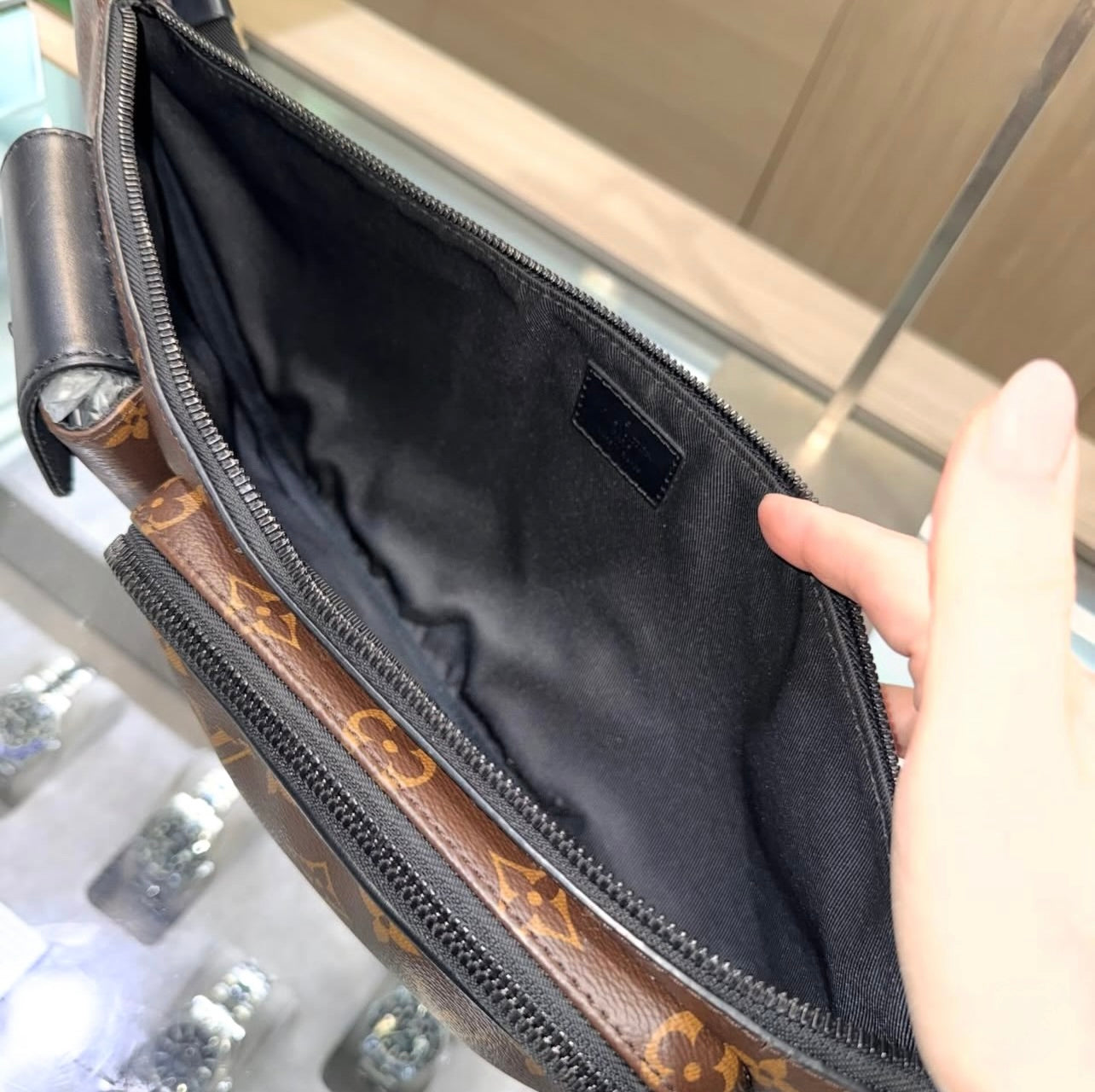 Pre-owned Louis Vuitton Monogram Macassar Christopher Sling Bumbag
