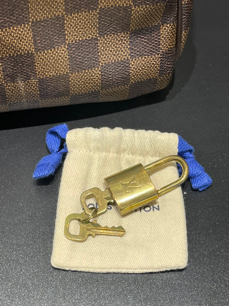 Pre-Owned Louis Vuitton Speedy Bandoulière 30 Damier Ebene