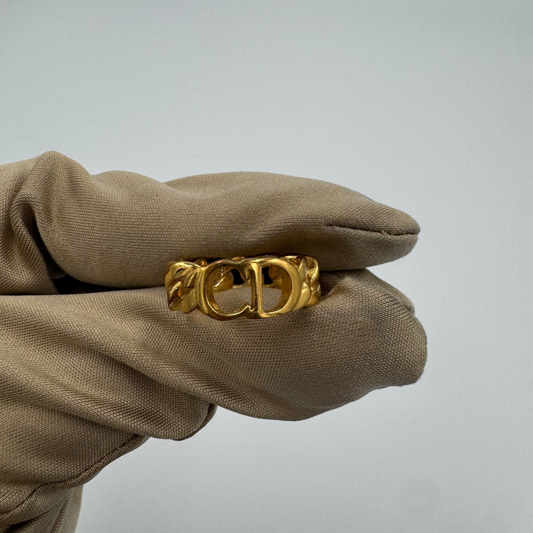 Pre-owned Dior CD Ring size 5.5 Gold