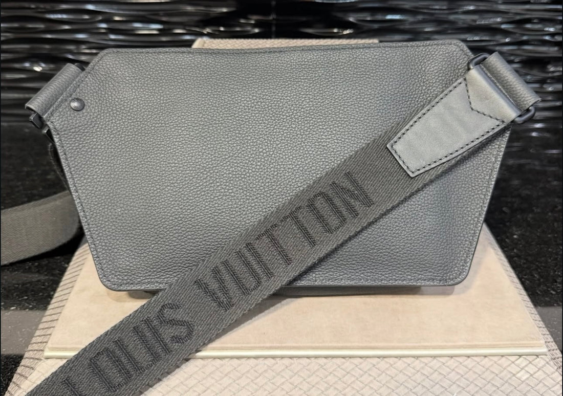 Pre-owned Louis Vuitton Aerogram Takeoff Sling Bag in Black Grained Calf Leather