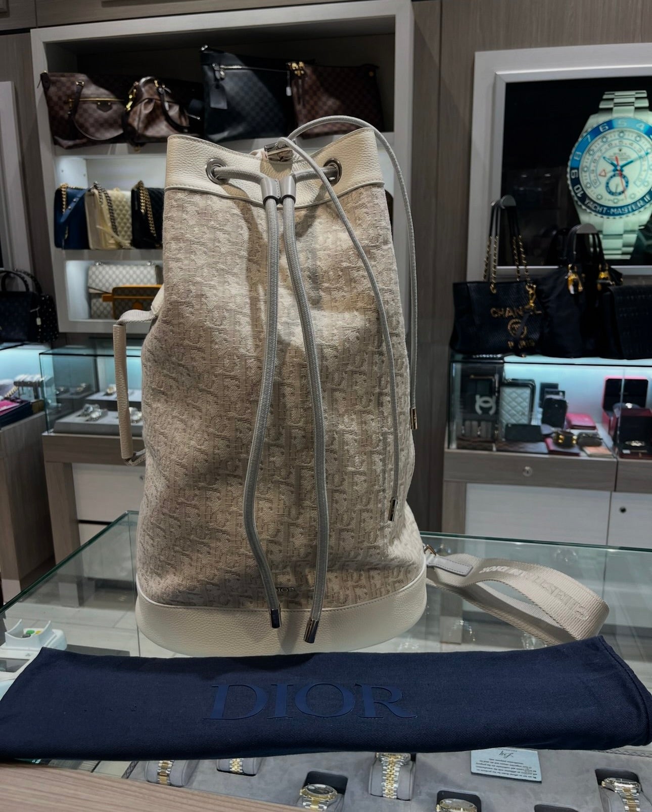 Pre-owned 2021 Christian Dior White Duffle Bucket Overnighter white Canvas and leather