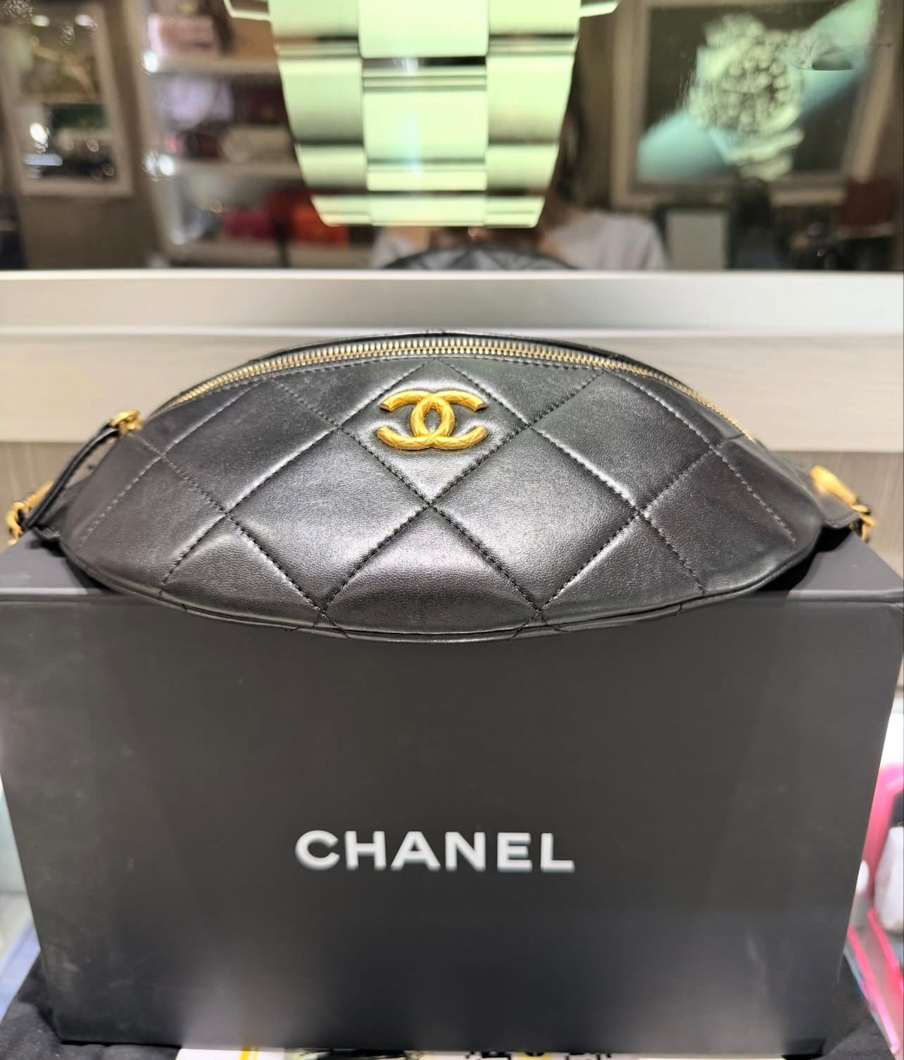 Pre-owned Chanel Quilted Waist Belt / Sling Bag 2024 Microchip