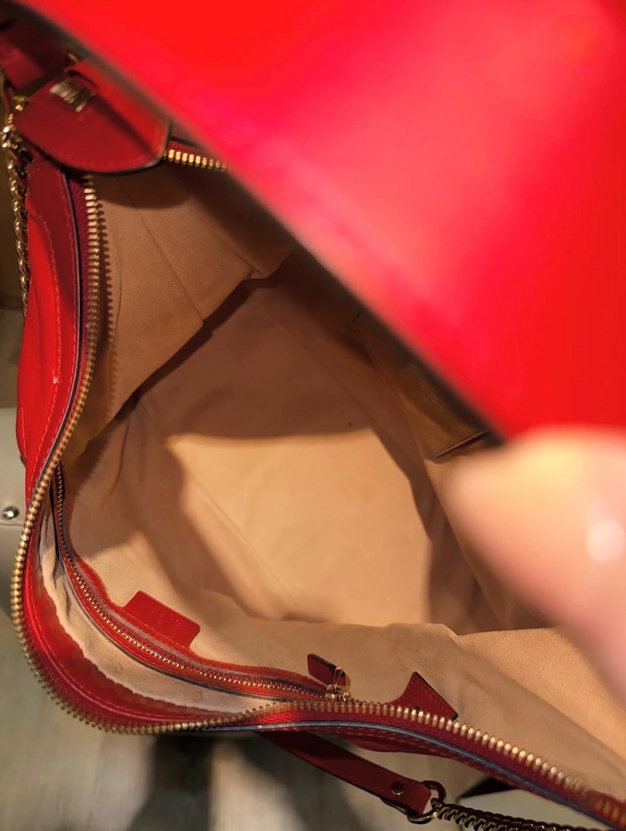 Pre-owned Gucci GG Apollo Shoulder Bag in Red Leather