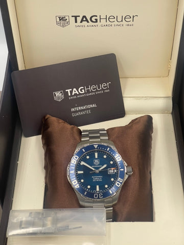 Pre-owned TAG Heuer Aquaracer 300M Calibre 5 Automatic Blue Dial 41mm Watch Ref. WAN2111.BA0822 (2013)
