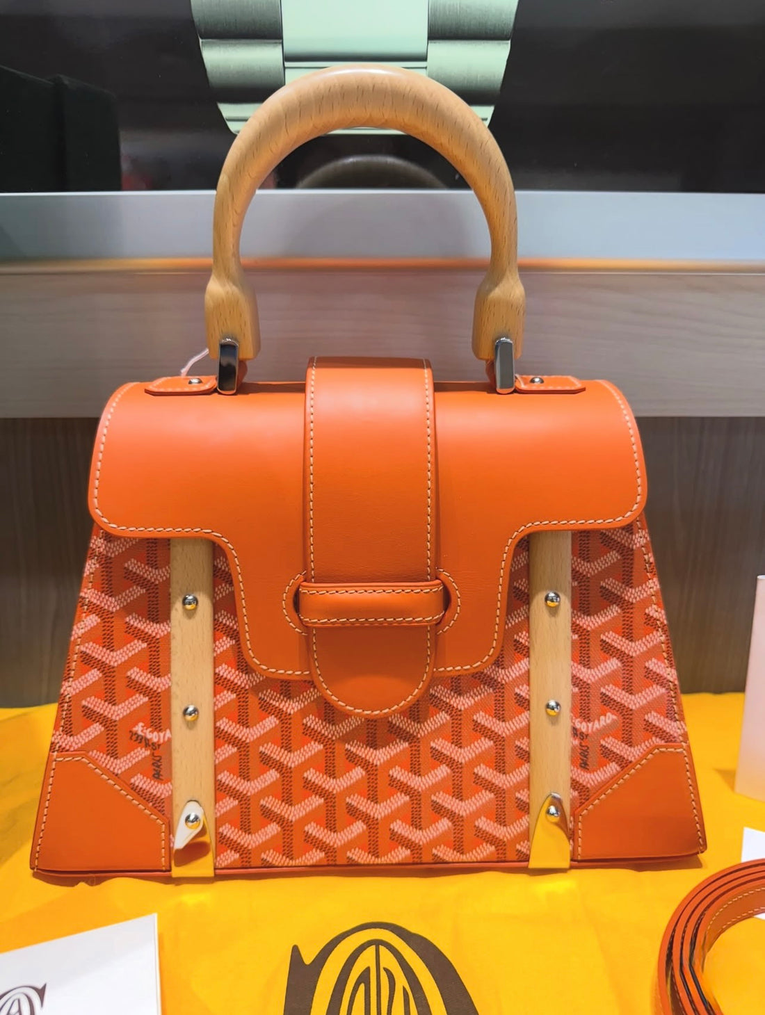 Pre-owned Goyard Saïgon Structuré PM in Orange Goyardine canvas