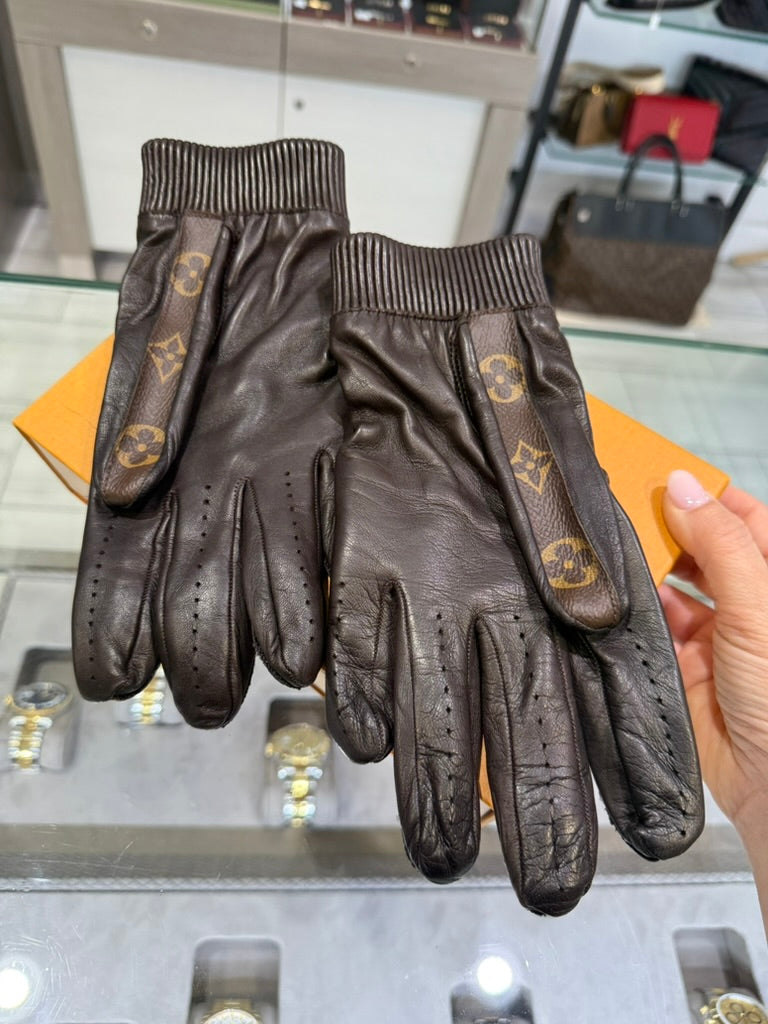 Louis Vuitton x Supreme Baseball Gloves (2017) Size S