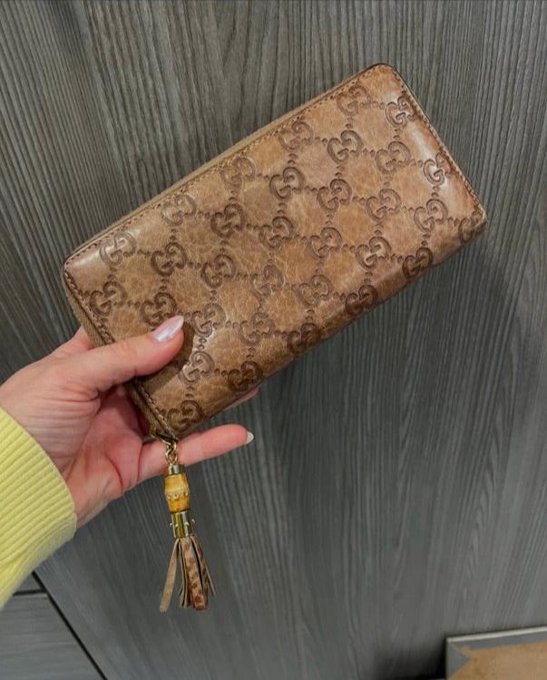 Pre-owned Gucci GG Bamboo Zip Wallet Style: 224253