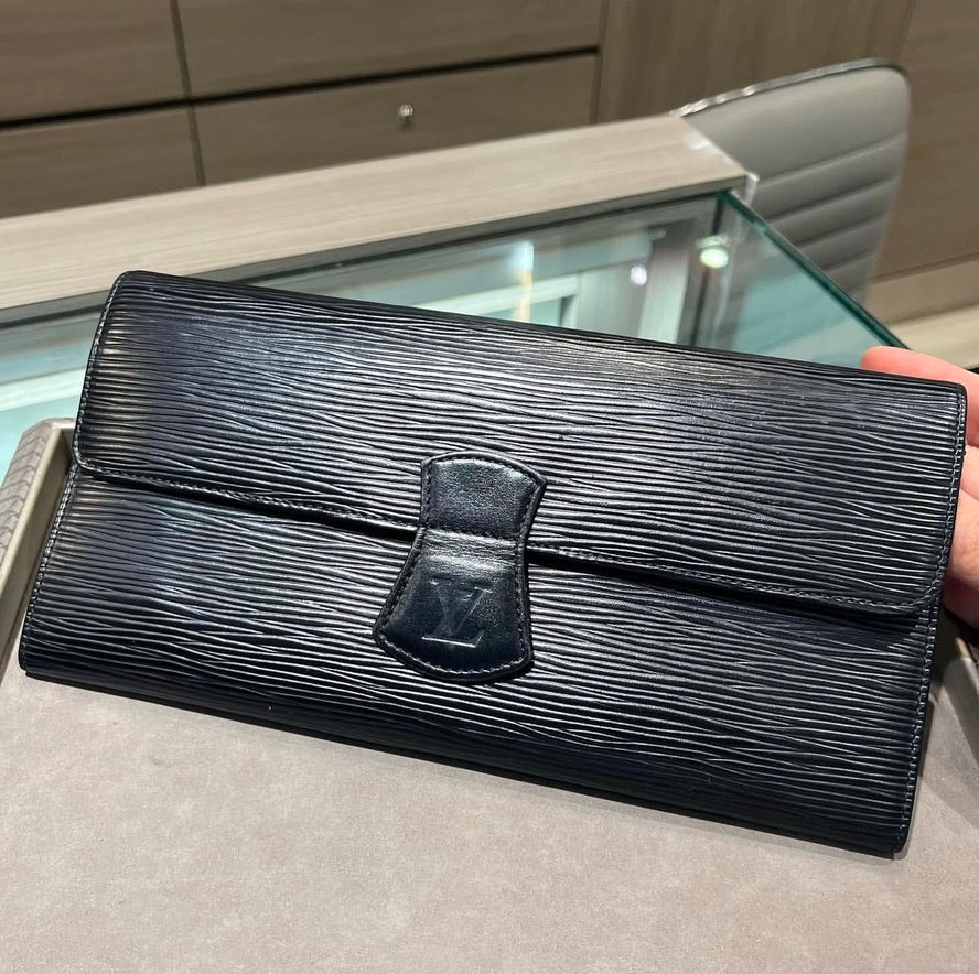 Pre-Owned Louis Vuitton Black Epi Jewelry Travel Pouch  M10932