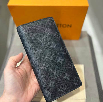 Pre-owned Louis Vuitton Brazza Wallet in Monogram Eclipse