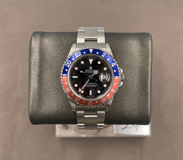 Pre-owned Rolex Men's GMT-Masters II "Pepsi" 40mm ref.16710 Black Dial Steel Bezel on Oyster w/Box & Papers (2000) & Service Card Dated (2020), P Serial