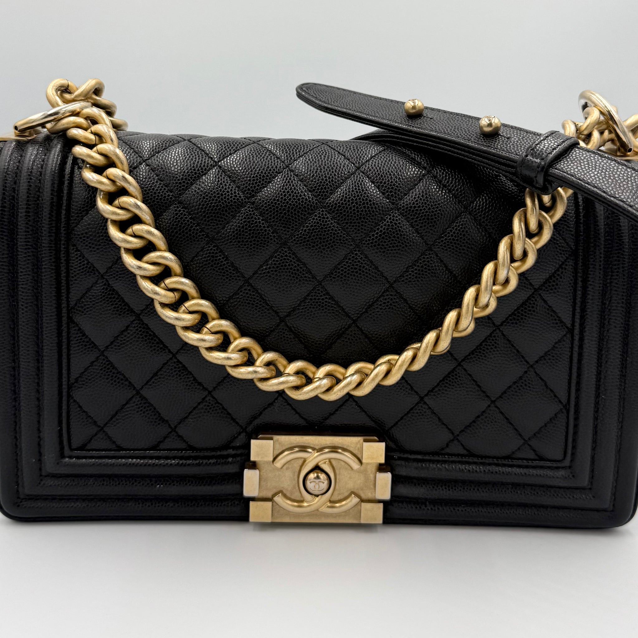 Pre-owned Chanel Old Medium Boy Bag- Black Caviar antique Gold hardware 26669811 (2018-2019)