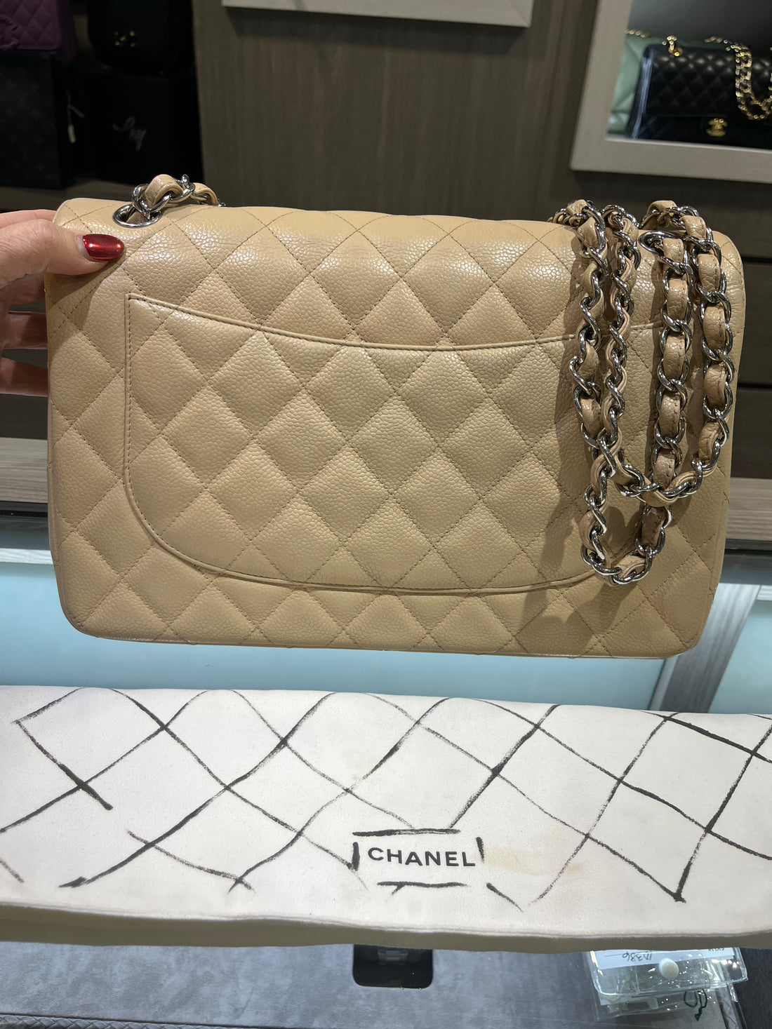 Pre-Owned Chanel Jumbo Classic Double Flap Bag in Beige Quilted Caviar with Silver Hardware