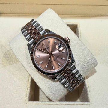 Competitive pricing for high-end bags and watches at LXY Philly, serving Philadelphia and beyond